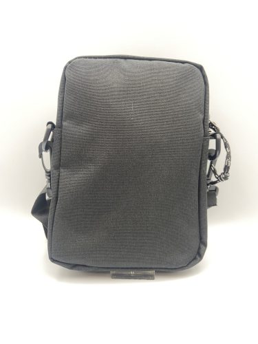 David Jones oldaltáska