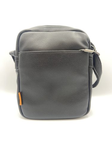 David Jones oldaltáska